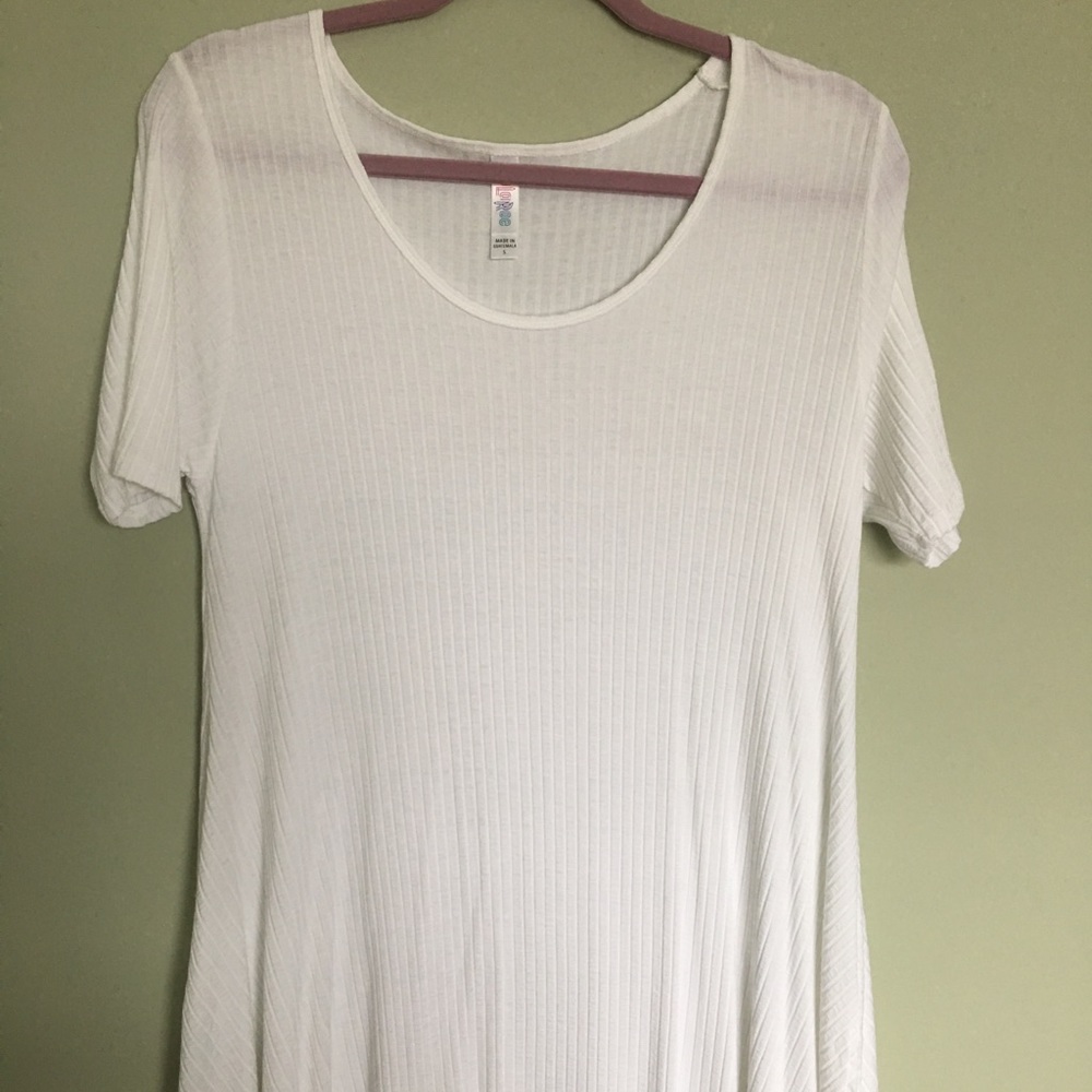 LulaRoe Small White Ribbed Perfect Tee NWOT
